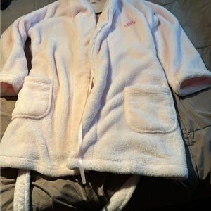 Victoria's Secret Light Pink Fleece Robe